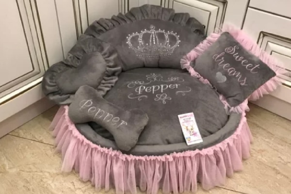 royal dog bed