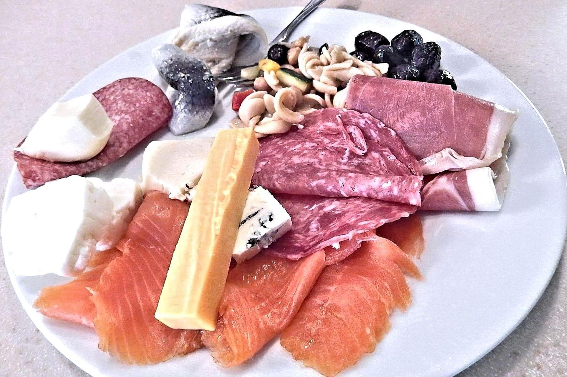 Prosciutto with other meats