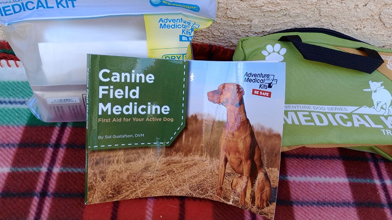 canine field medicine book