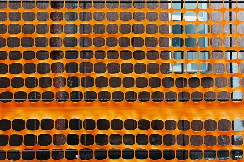 orange plastic fence mesh roll
