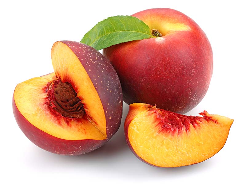 sliced nectarine peaches